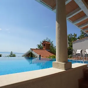 Apartman Krasa, Lovran