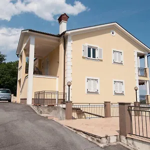 Apartman Dragica, Lovran